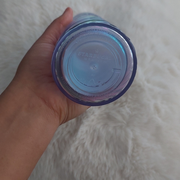 New Starbuck - Picture 4 of 4